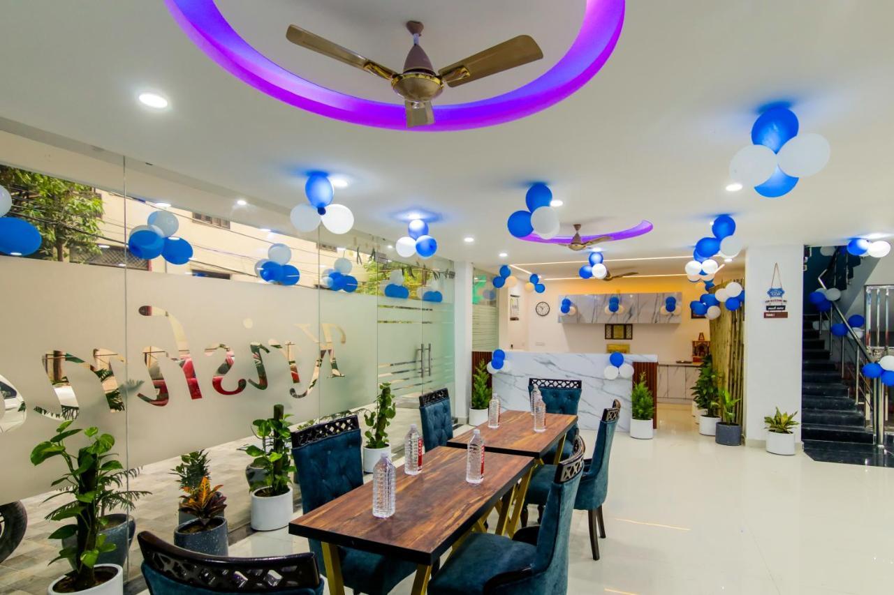 Guest house Breezy Serviced Medanta