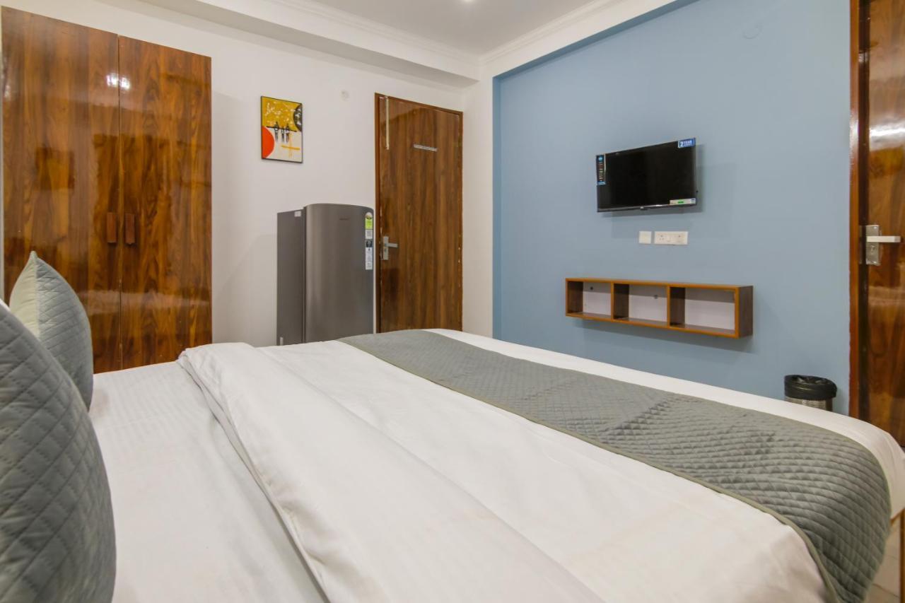 Guest house Breezy Serviced Medanta