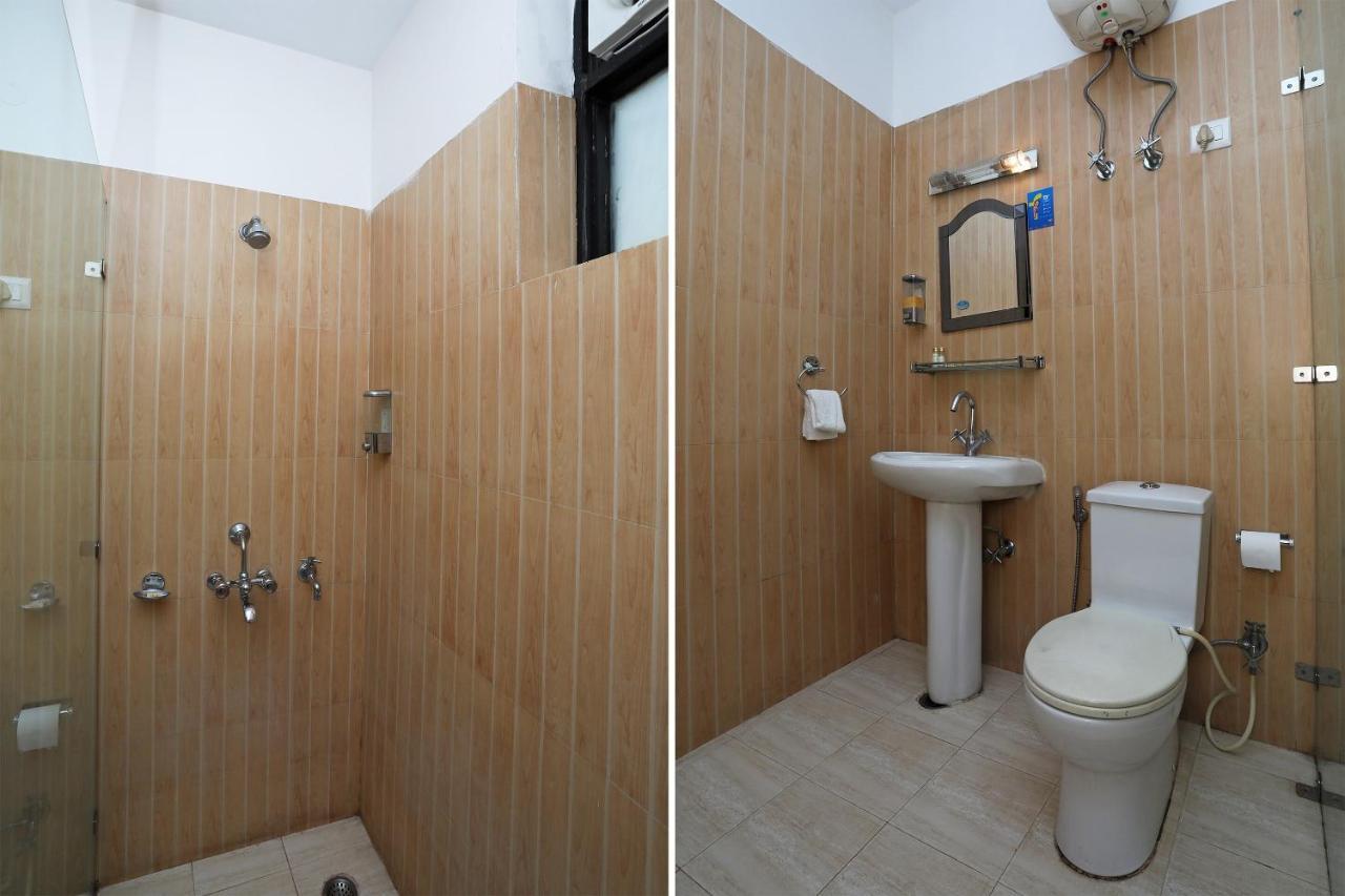 Capital O 7302 The Huespedes Hotel 3*