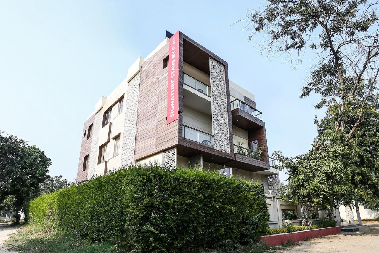 Collection O Motif South 1 Near Appu Ghar 3* Gurgaon