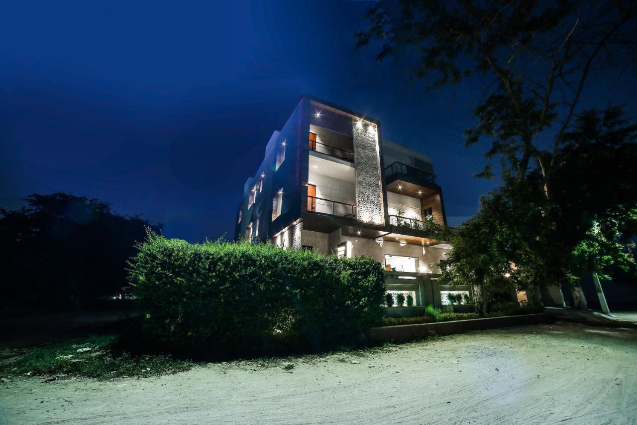 Collection O Motif South 1 Near Appu Ghar 3* Gurgaon