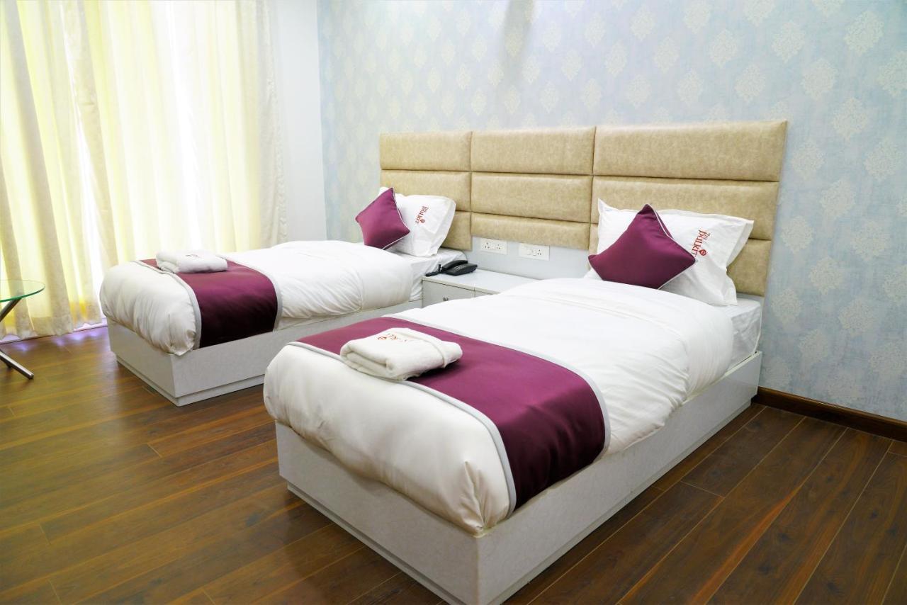 Hotel Lime Tree Pulkit Gurgaon-artemis Hospital, Nearest Metro Huda Centre Gurgaon