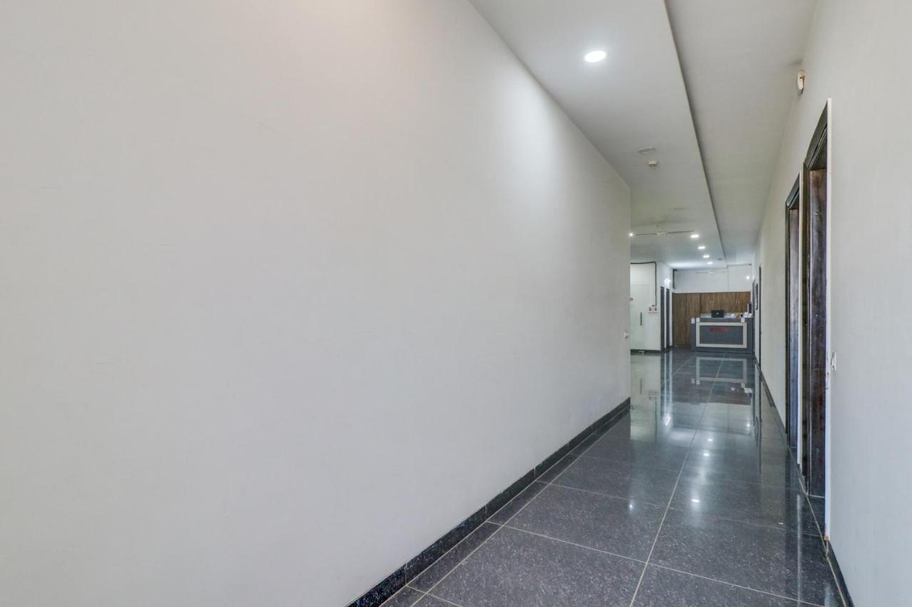 Hotel Collection O Plaza Near Inox Dreamz Gurgaon