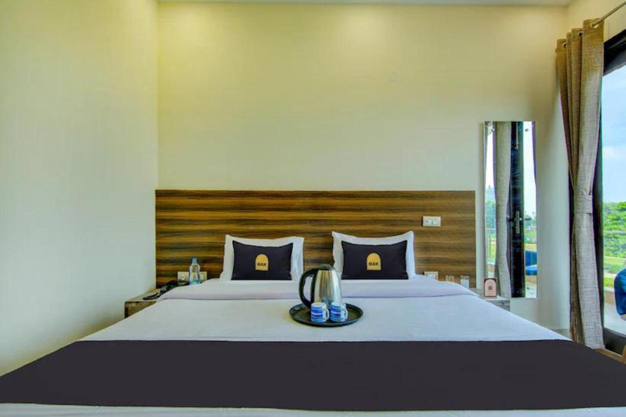 Elite Oak Hotel