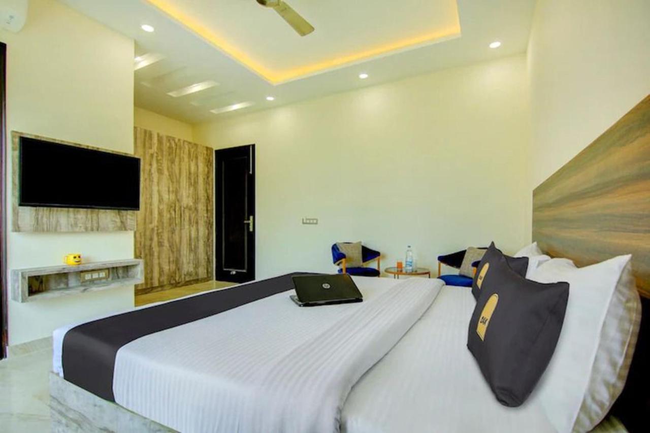 Elite Oak 4* Gurgaon