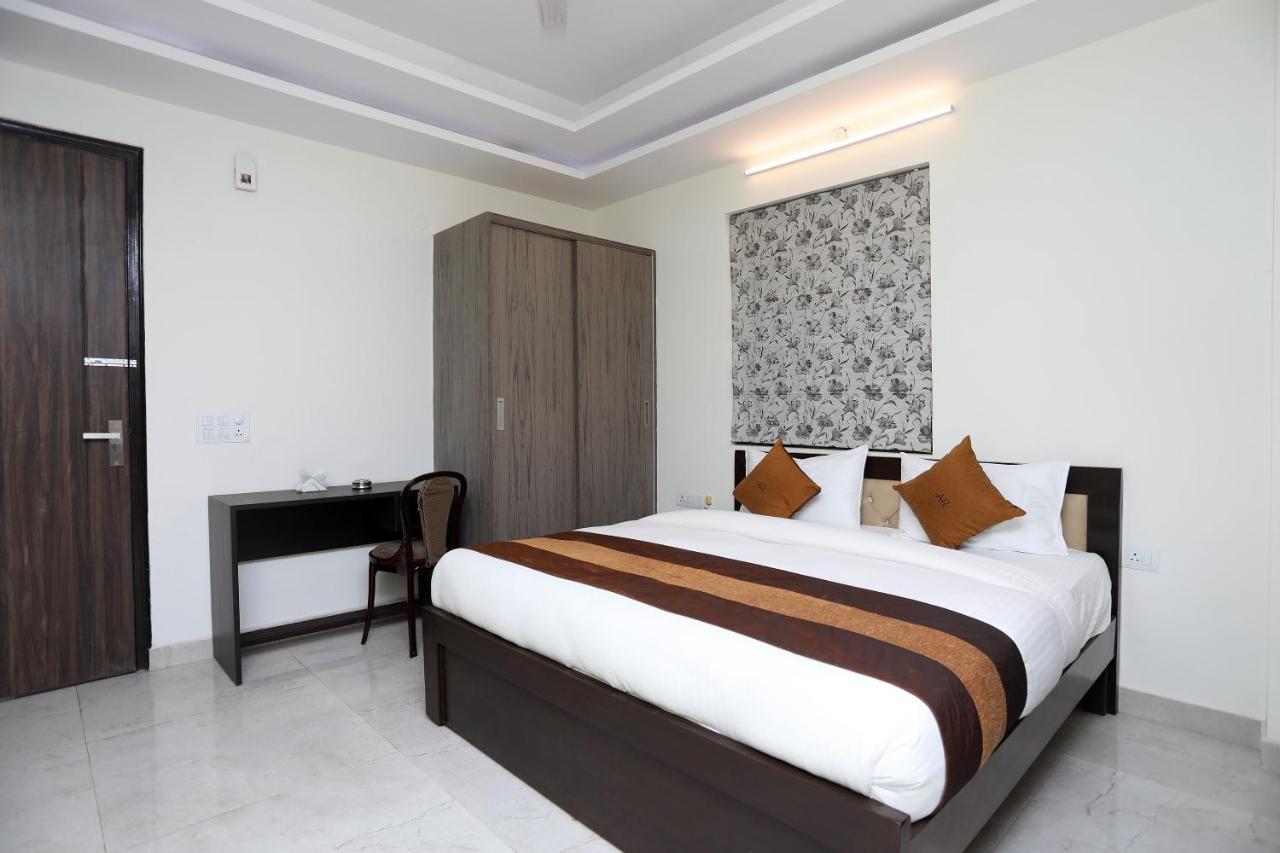 Tipsyy 015 Hotel 3*
