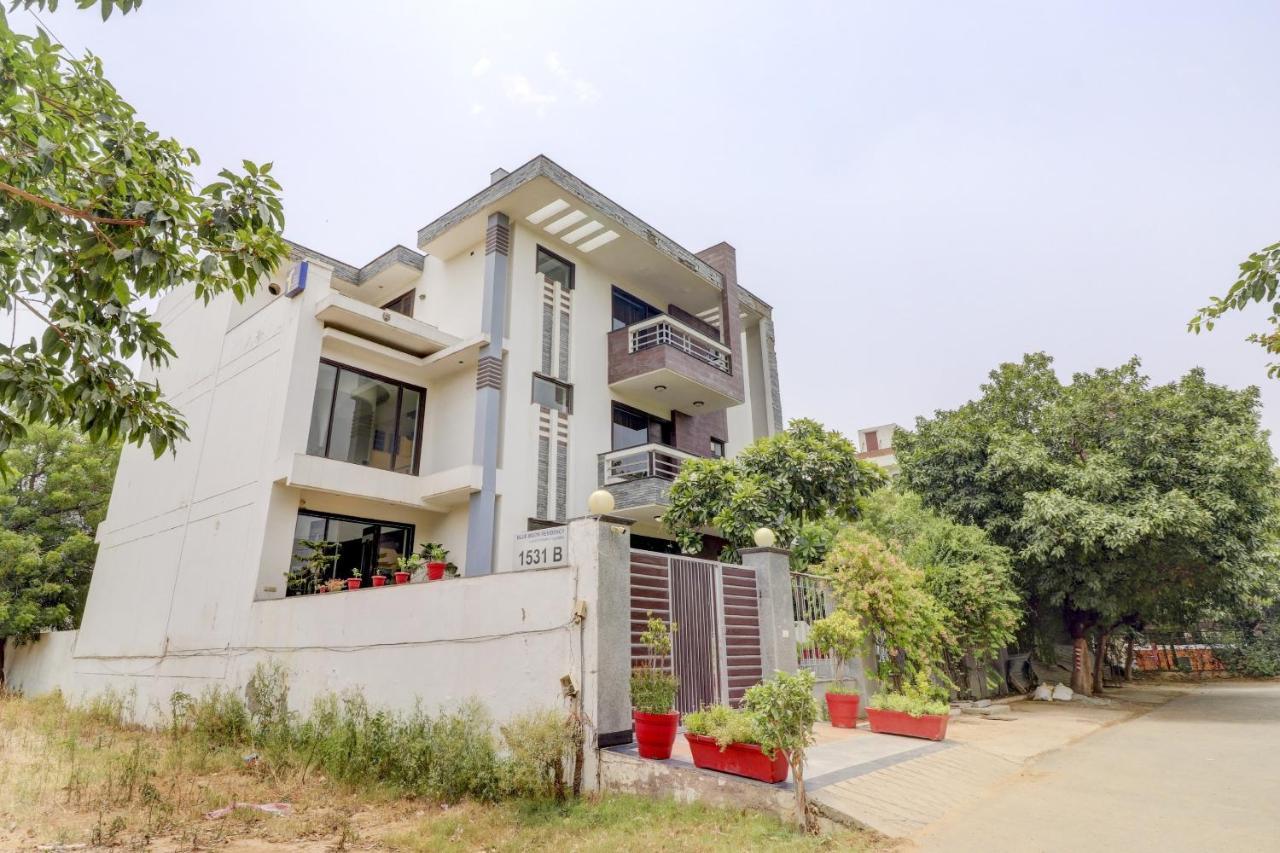 Hotel Collection O Marina Gurgaon