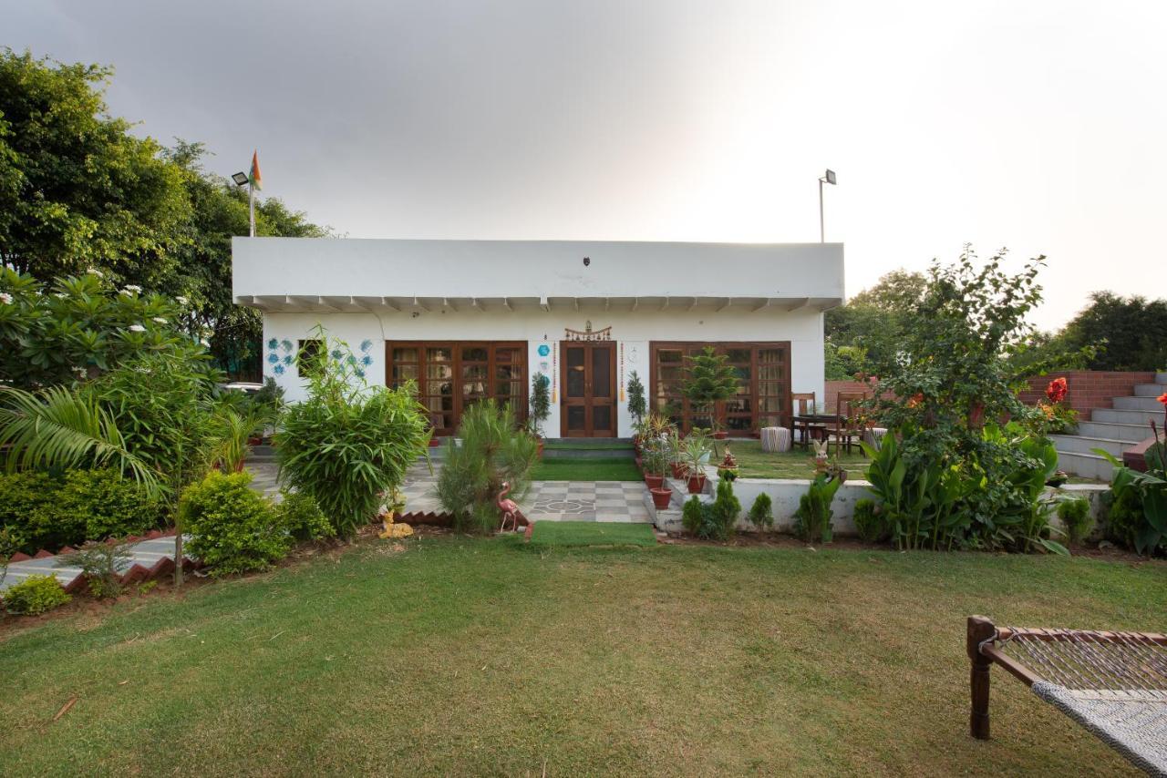 The Singh Farm Cosy Private Pool Farm * Gurgaon