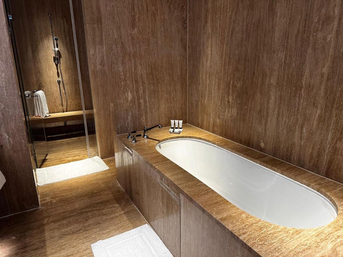 Grand Hyatt Hotel