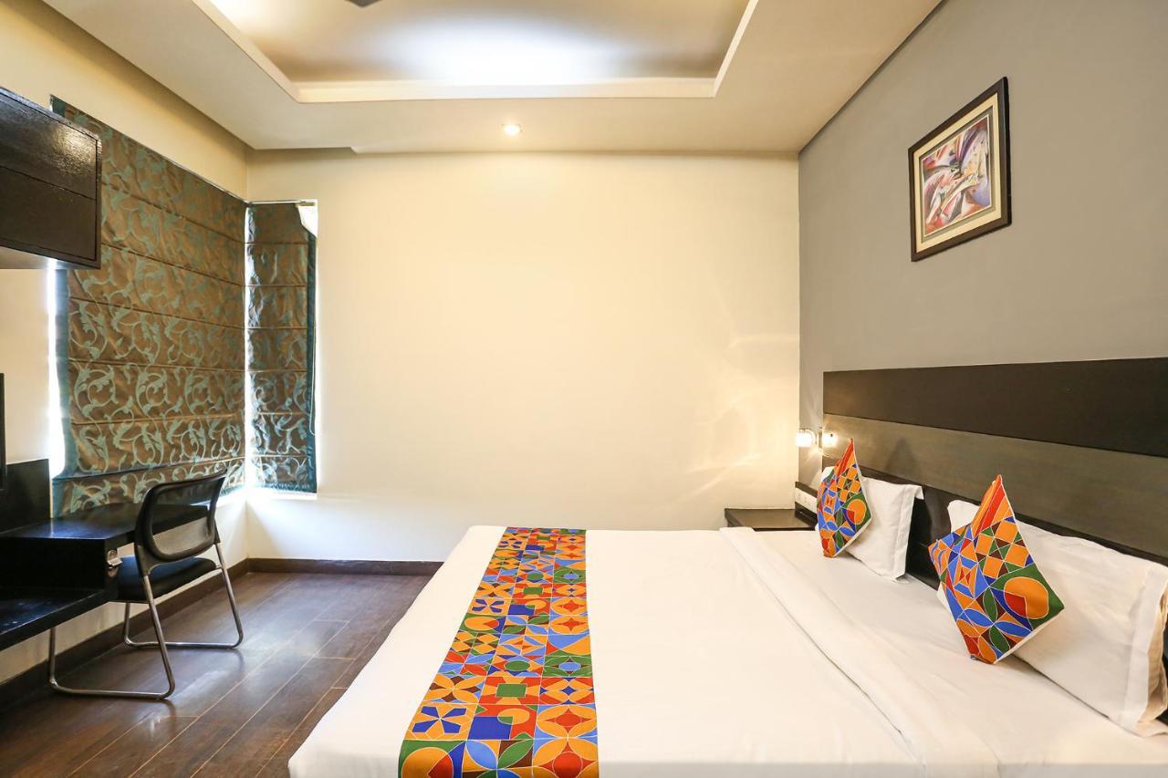 Fabhotel Posh Classic Hotel Gurgaon