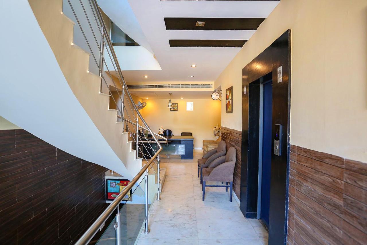 Hotel Fabhotel Posh Classic 3*