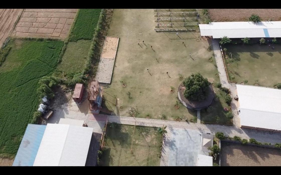 Farm stay Madhavgarh Farm & *