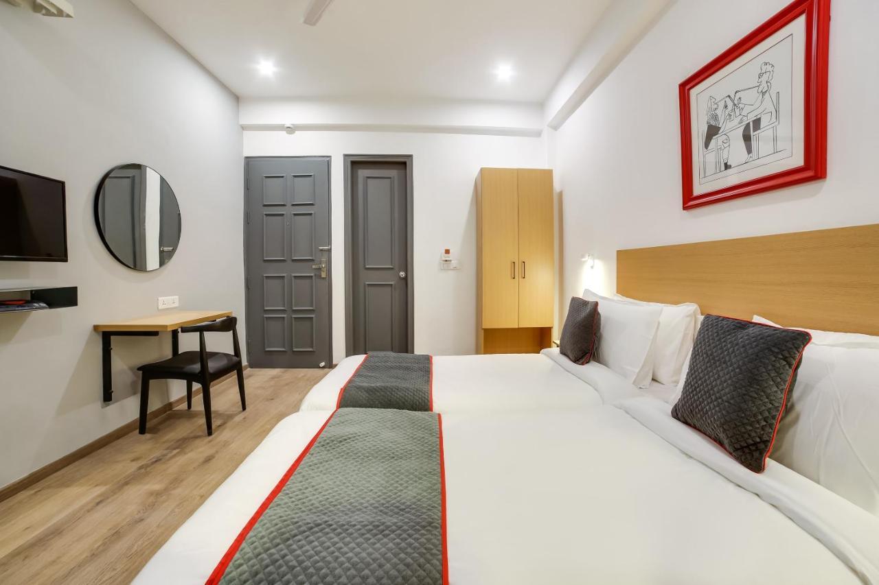Hotel Townhouse Unitech Cyber Park Near Omaxe Celebration Mall Gurgaon