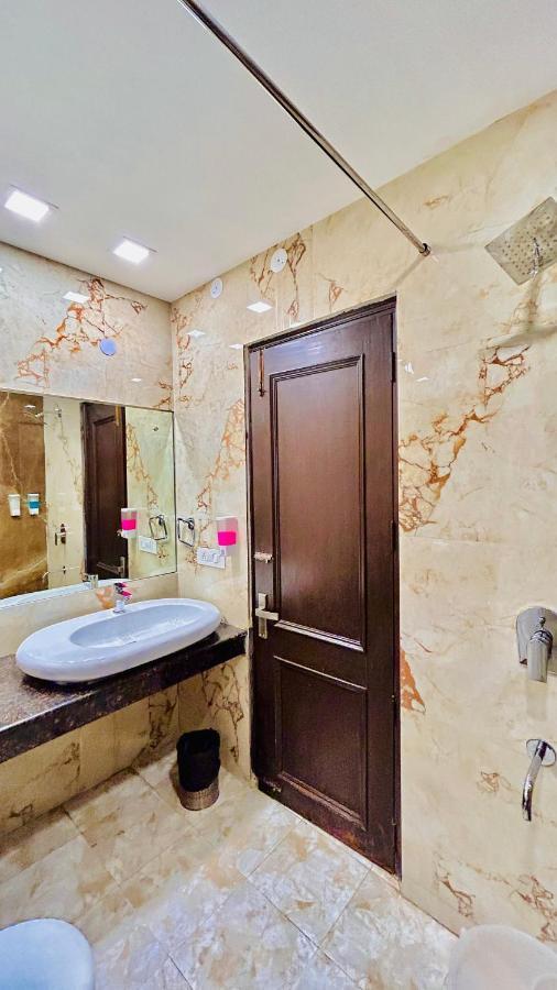 Park Dlf Phase 2, Cyber City, Hotel 3*