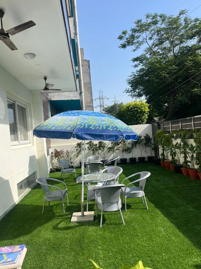 Hotel Ahuja Residency Centre 3*