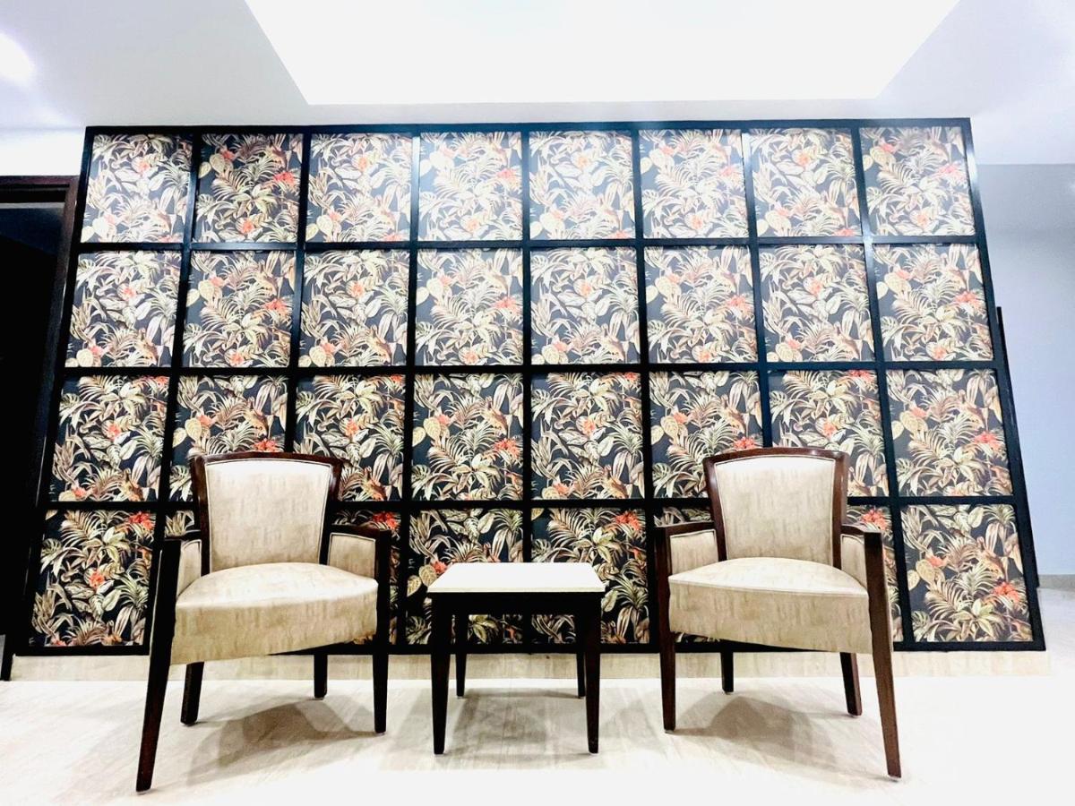 Ahuja Residency Centre 3* Gurgaon