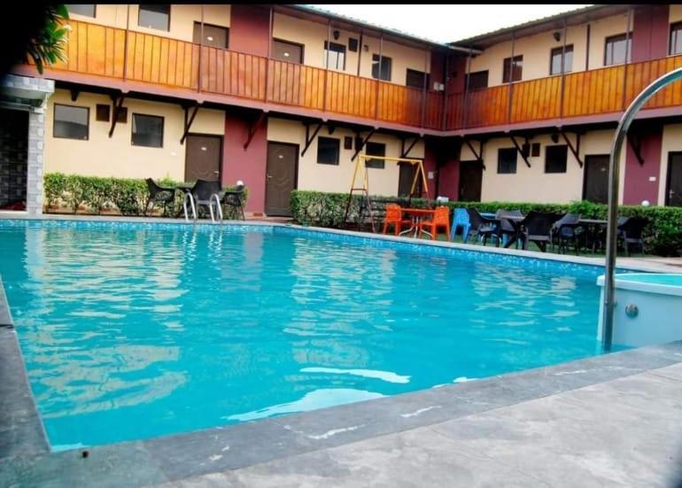 Resort Jps And Adventure Park *