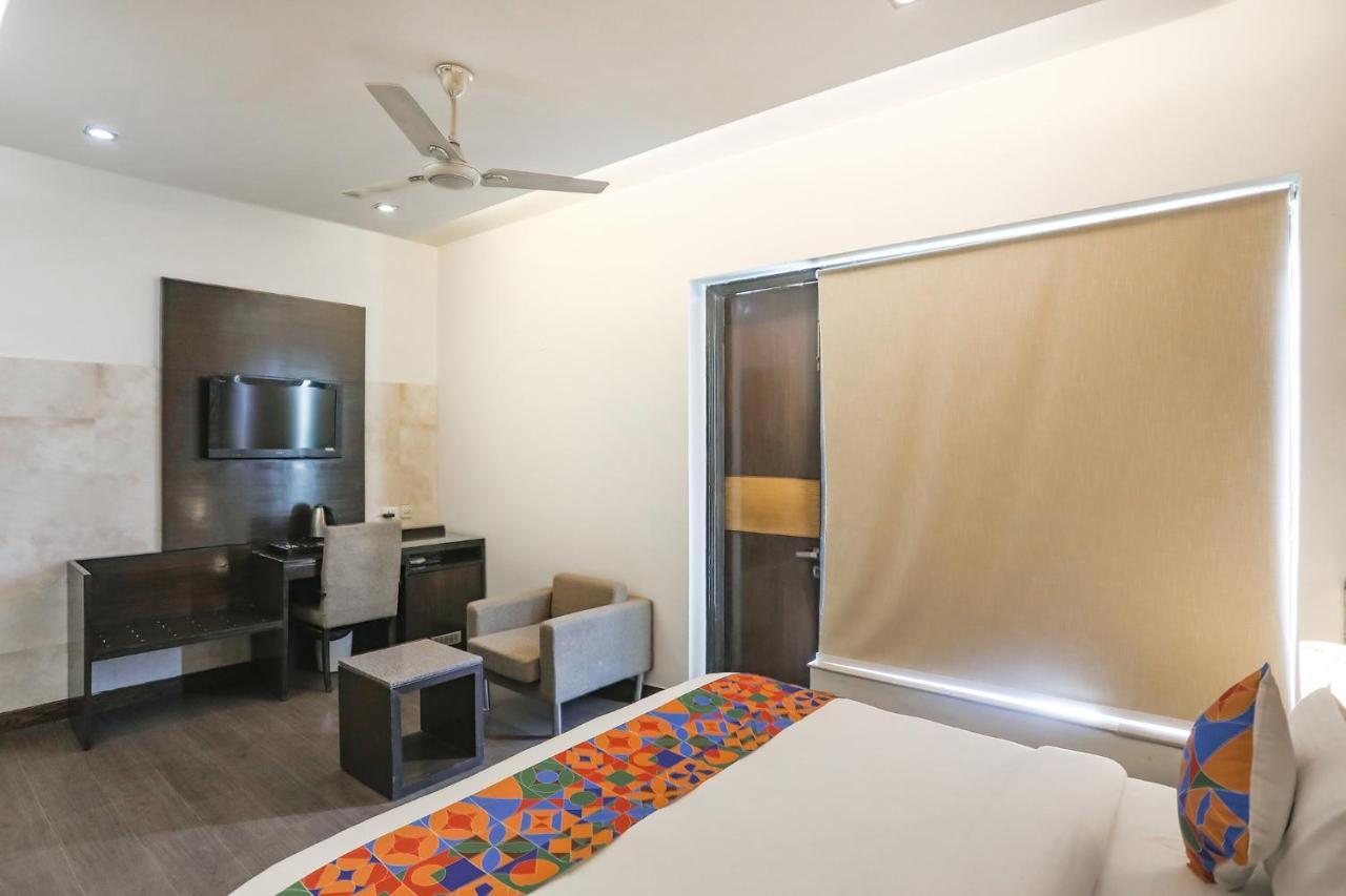 Hotel Fabhotel Rivlet Residency Gurgaon