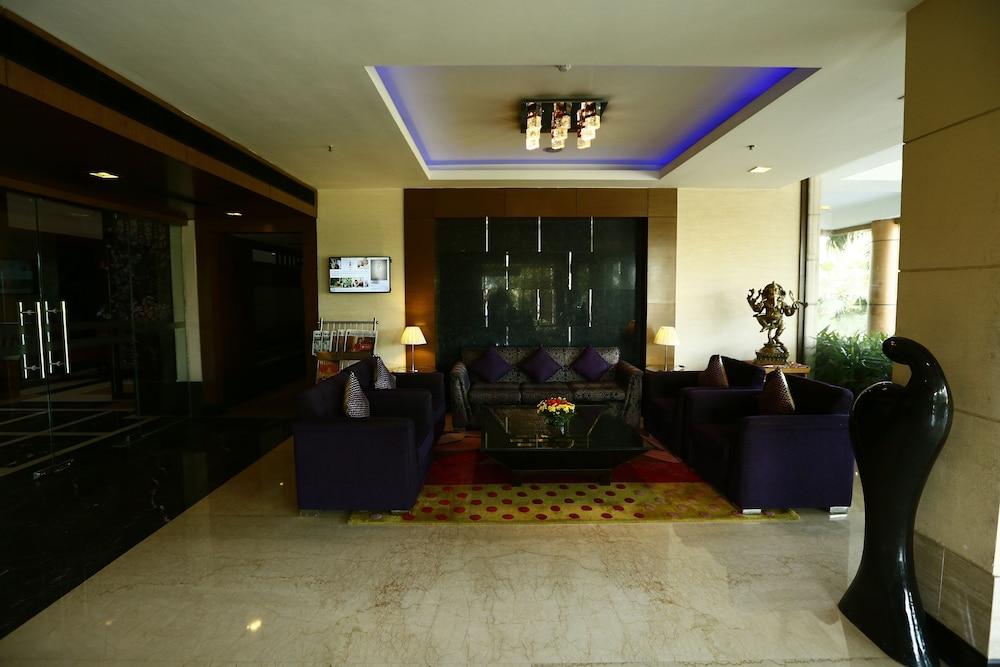 Park Airport Hotel 4*