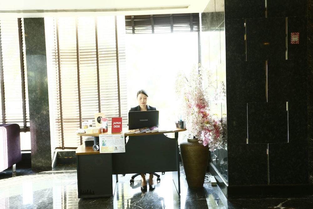 Park Airport Hotel