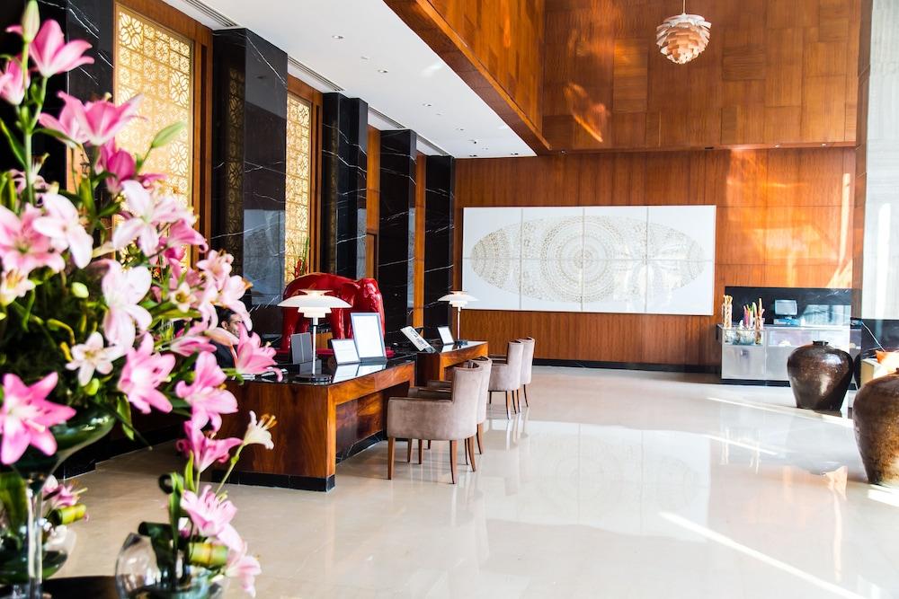 Anya Hotel