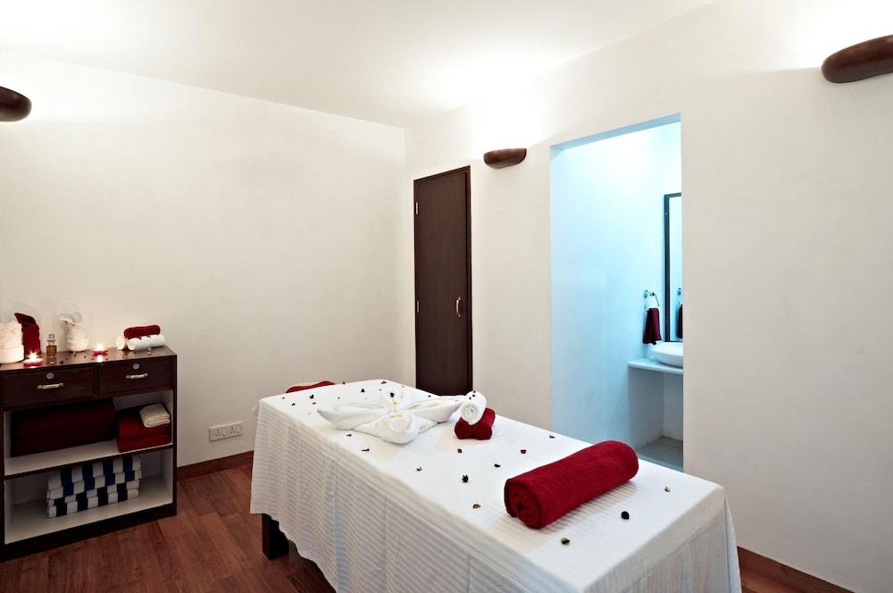 United 21 Citymark Hotel Gurgaon
