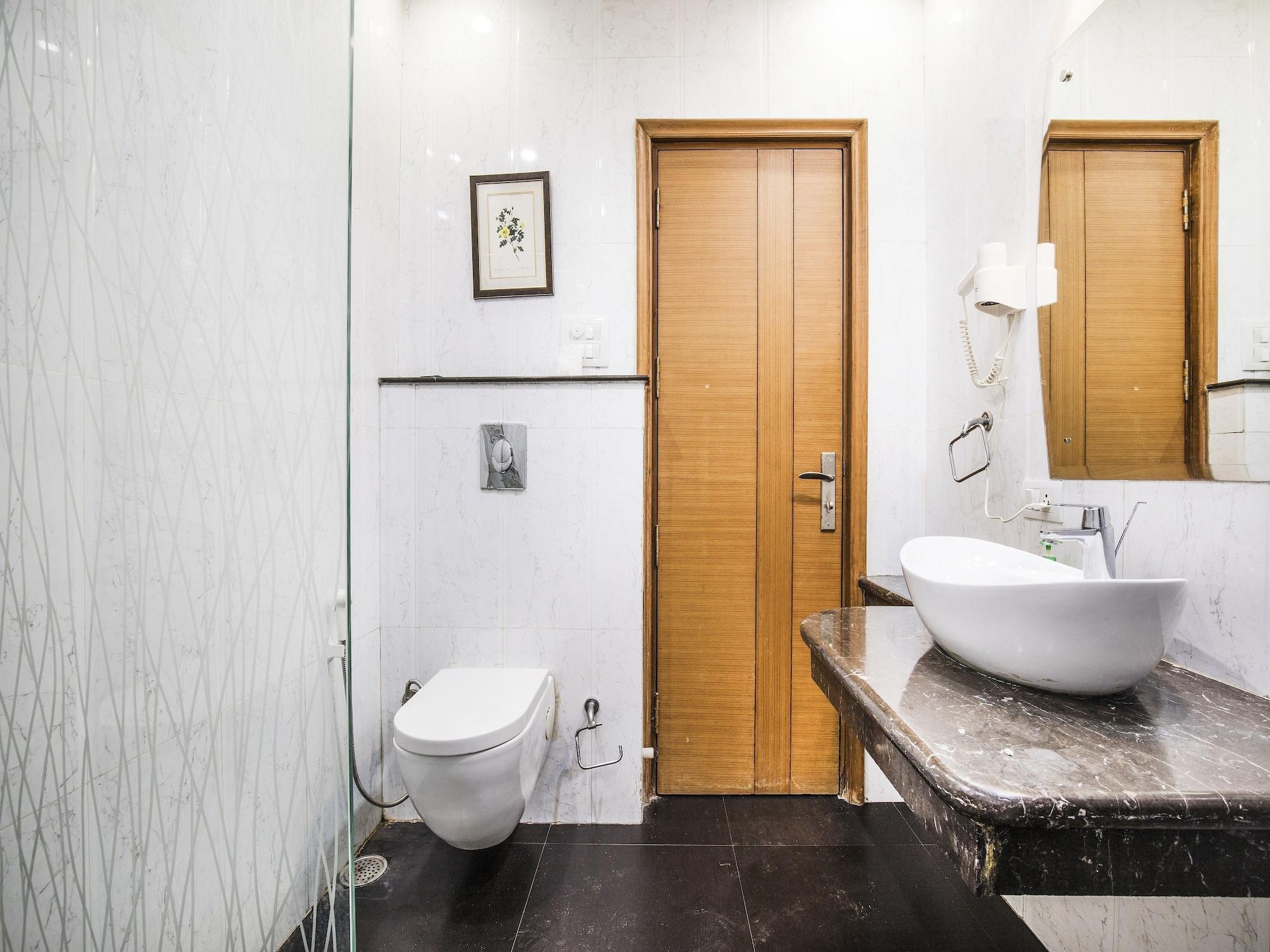 Fabhotel Grd Dlf Square Hotel 3*