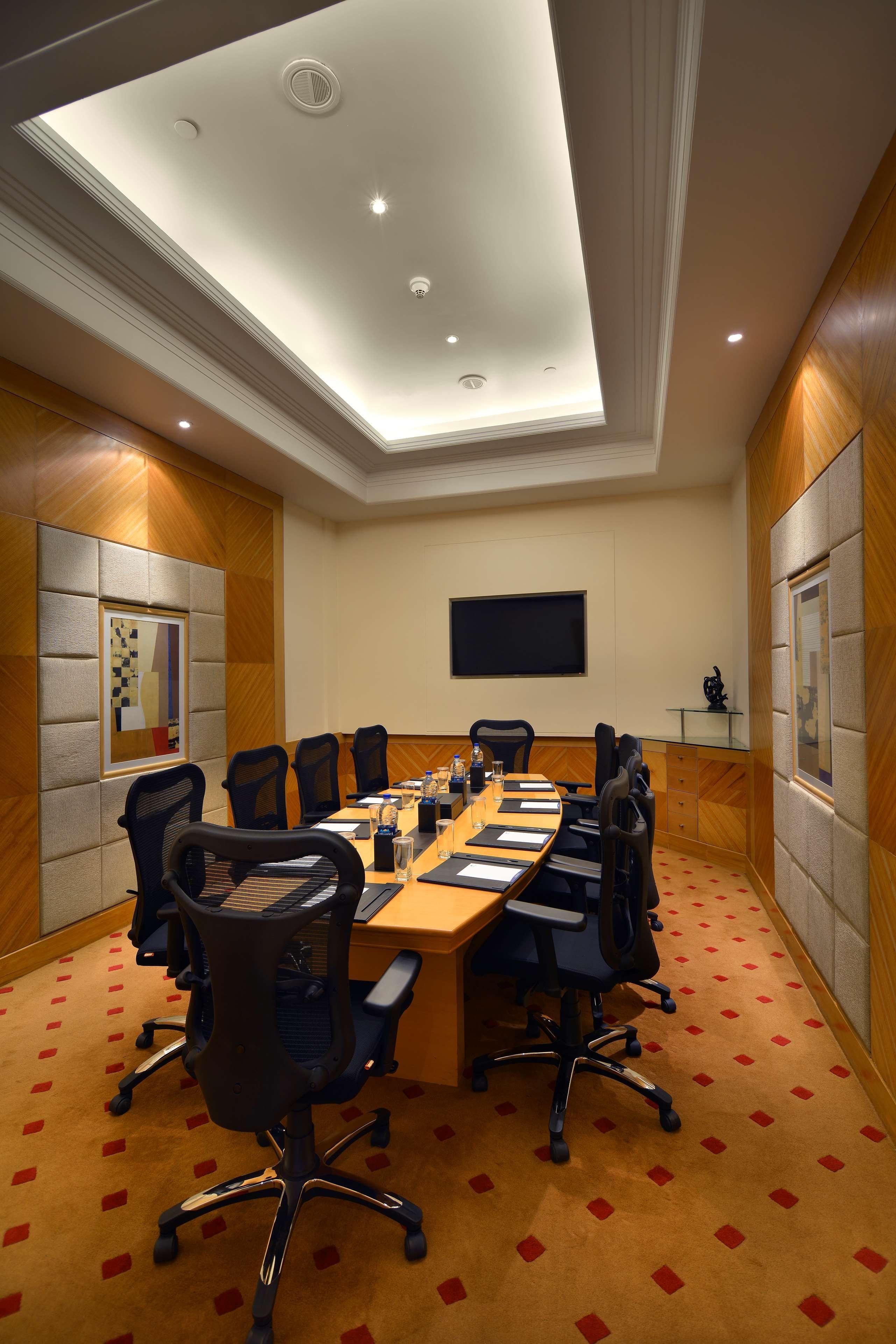 Park Plaza Hotel 4*