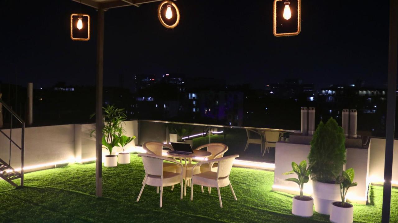 Ava And Corporate 3* Gurgaon