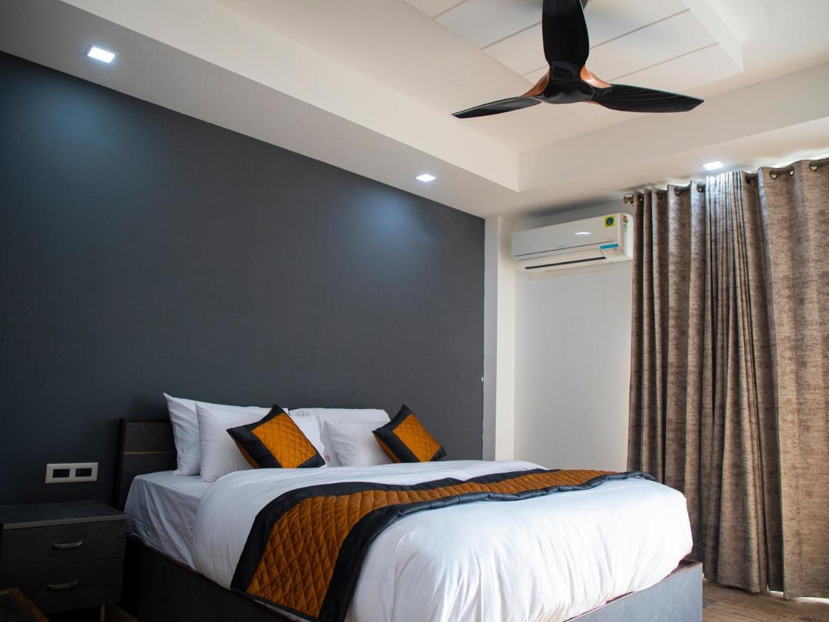 Hotel Dev Royale Gurgaon