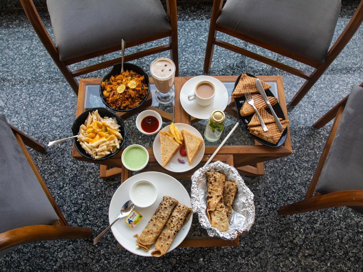 Dev Royale 4* Gurgaon