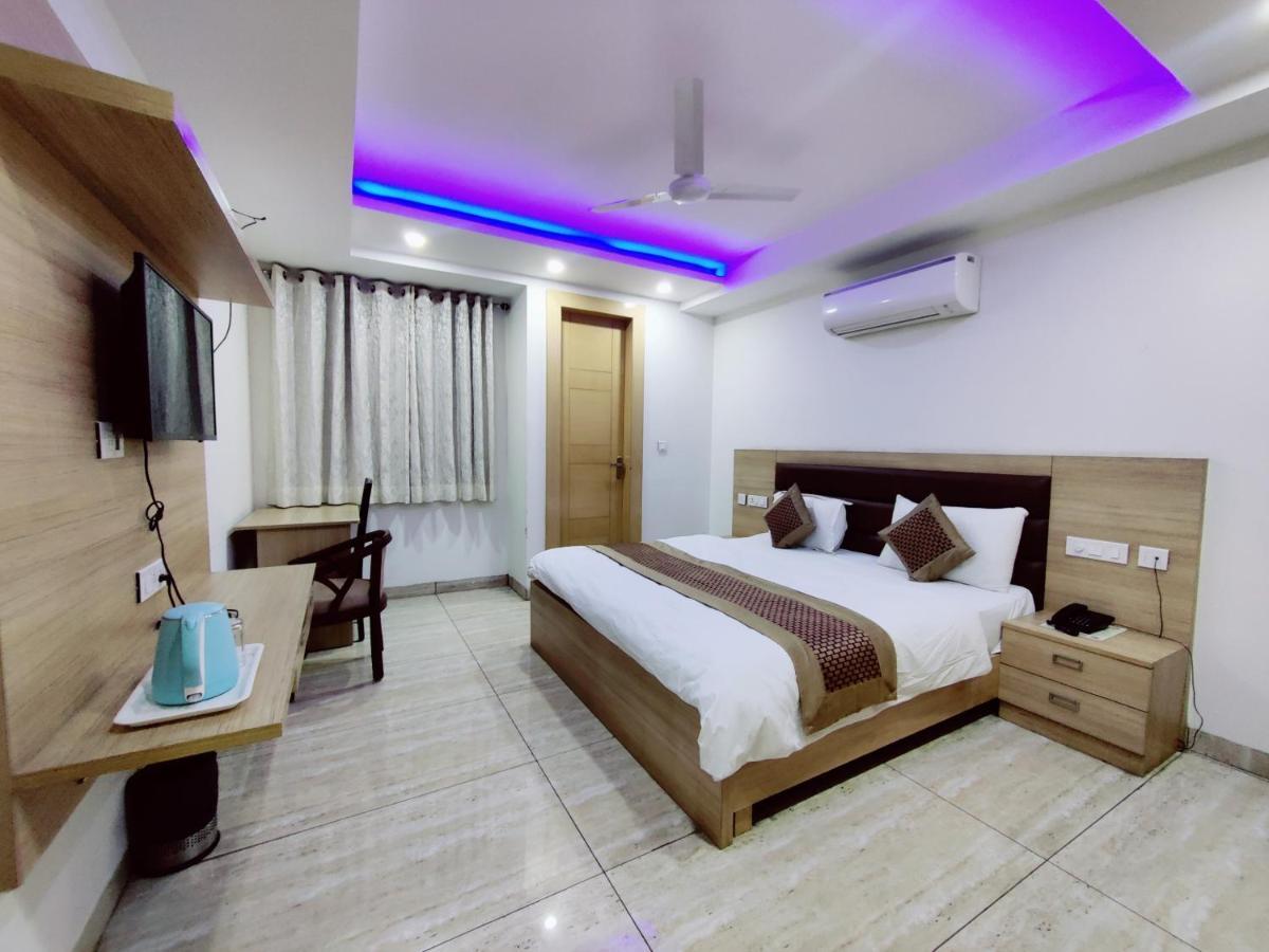 Blueneck Sec 47 Near Medanta -the Medicity' Gurugram Hotel