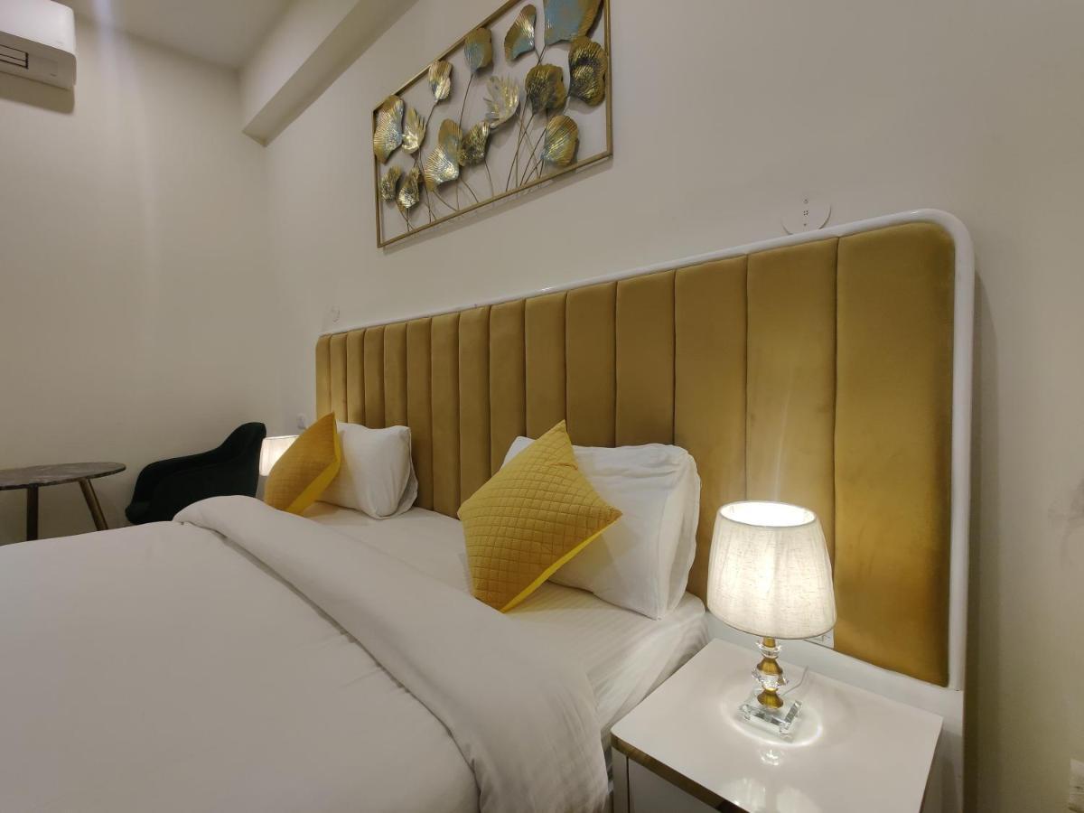 Amahi Hotel 3*