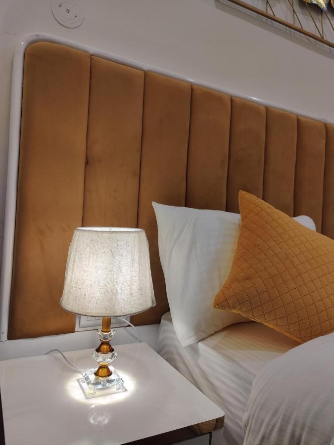 Amahi Hotel 3*