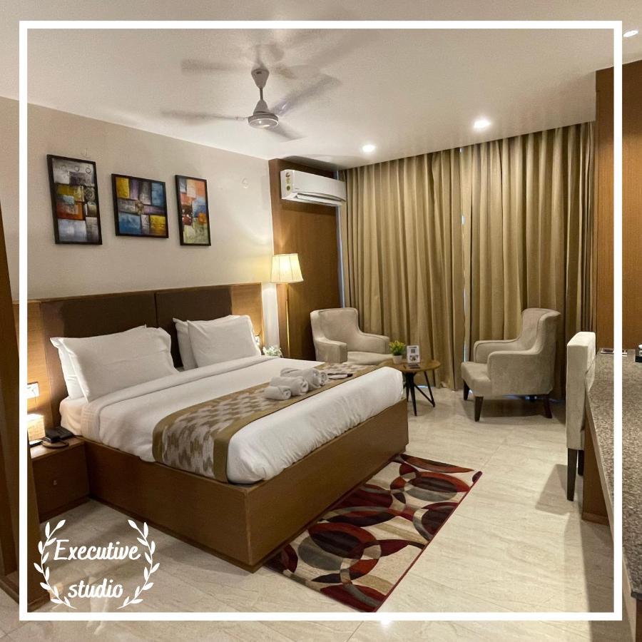 Saltstayz Executive Studio Aparthotel Gurgaon