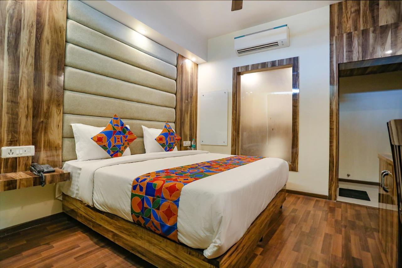 Fabexpress Kapashera Residency Hotel Gurgaon