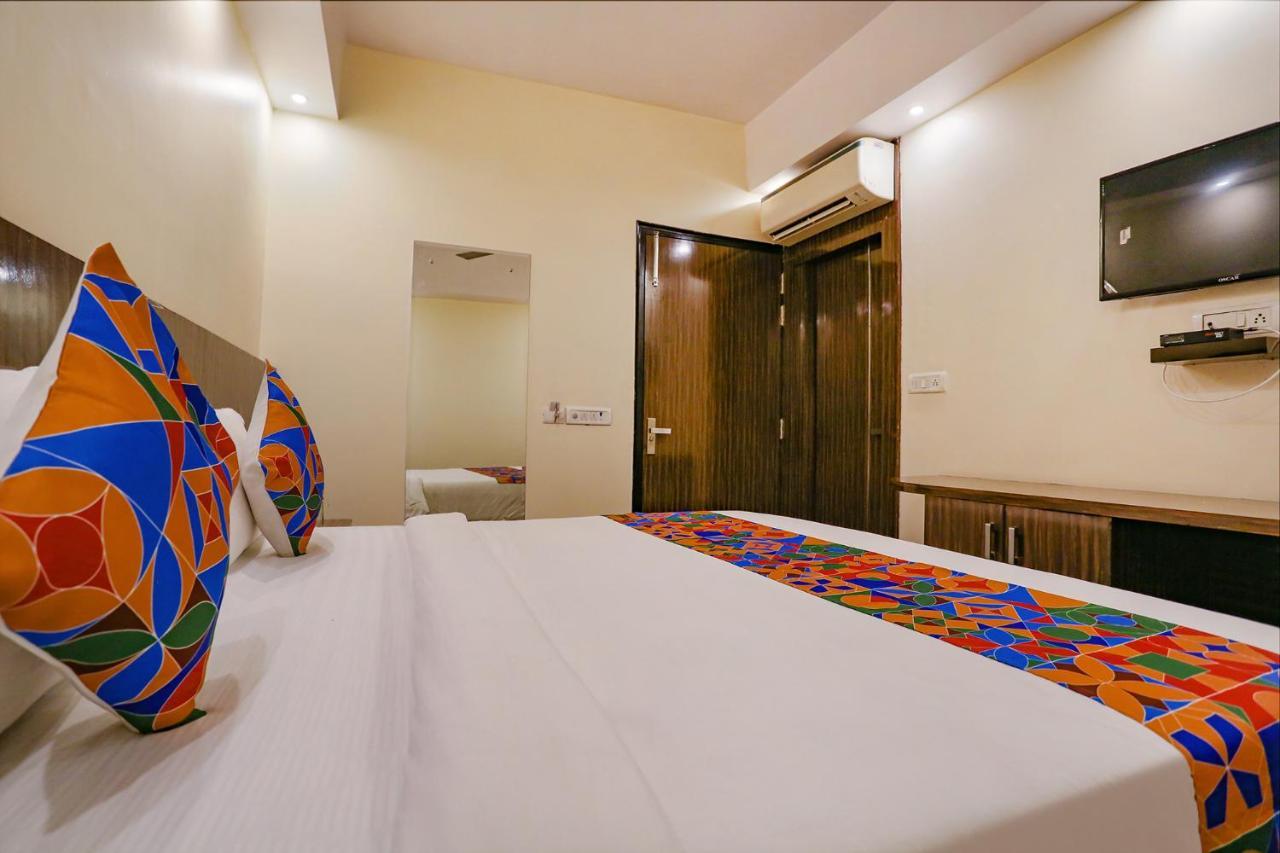 Hotel Fabexpress Kapashera Residency Gurgaon