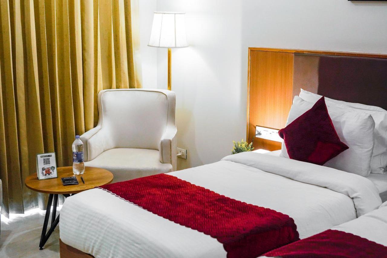 Saltstayz Executive Studio * Gurgaon