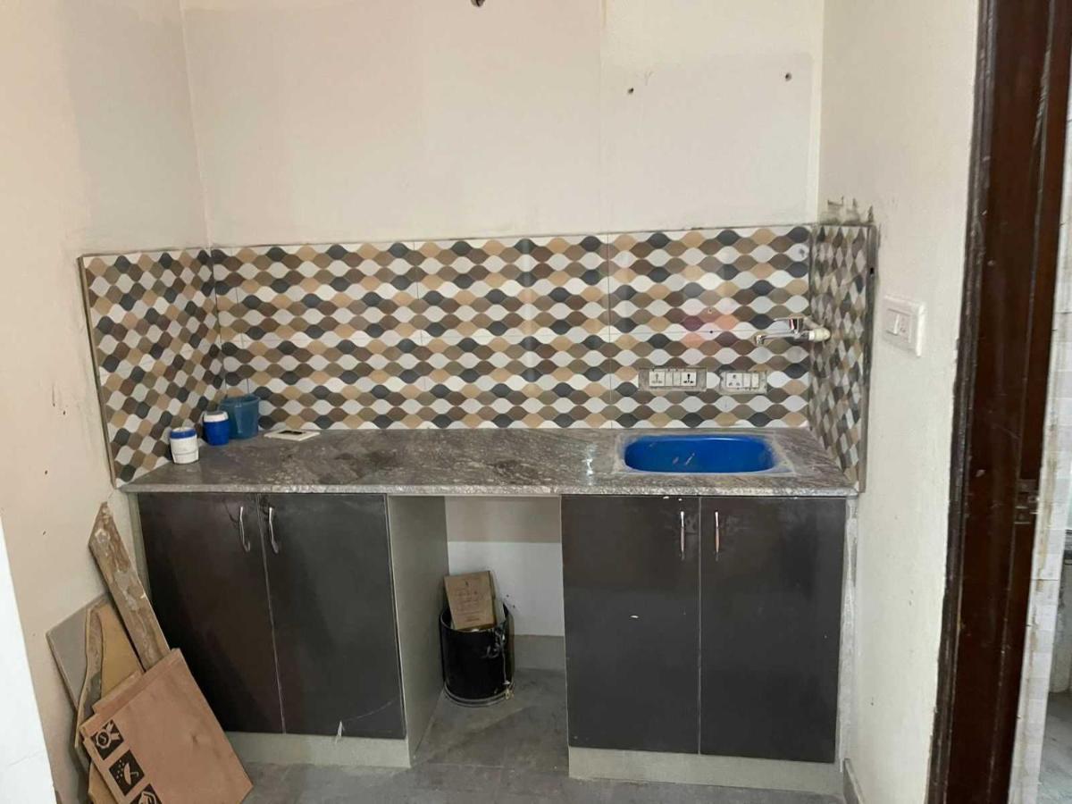 Hotel O Satguru Near Omaxe Celebration Mall