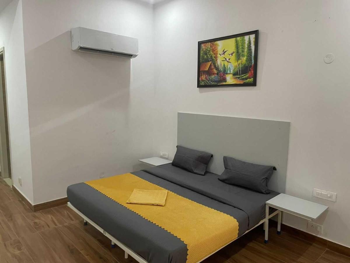Hotel Oyo Daffodils Near Omaxe Celebration Mall Gurgaon