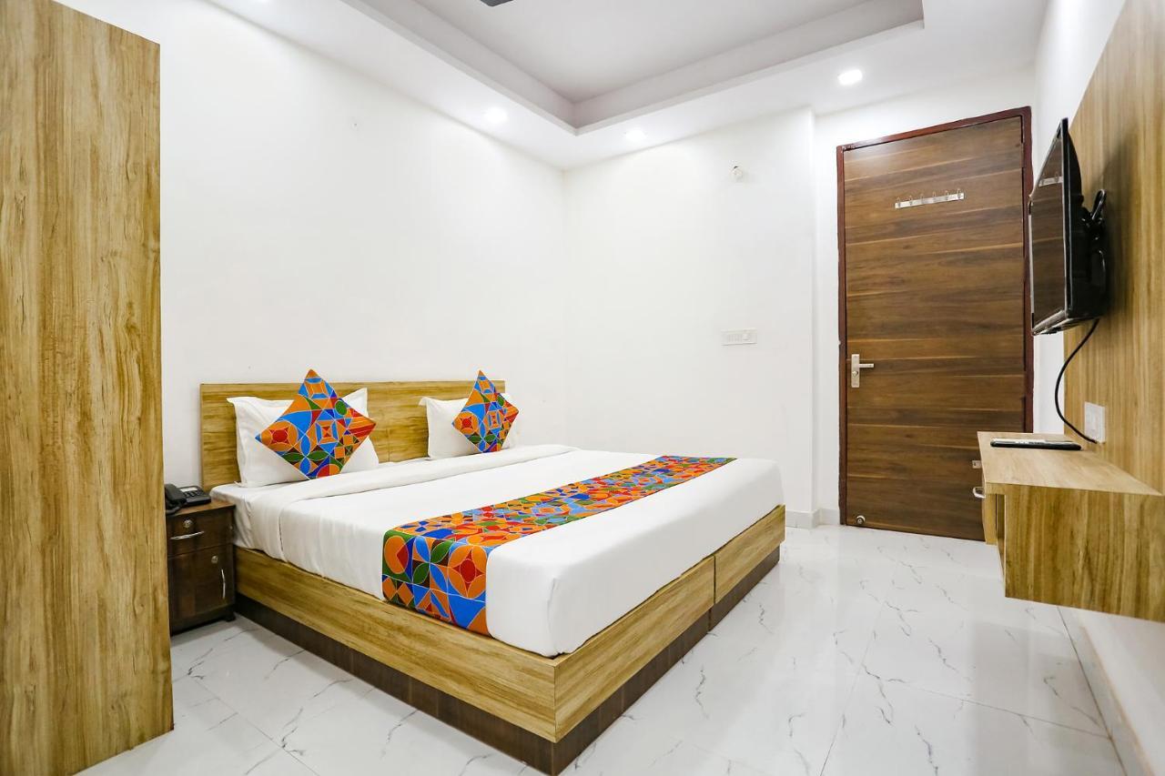 Fabhotel Silver Crown