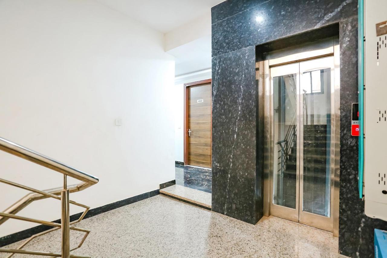 Hotel Fabhotel Silver Crown Gurgaon