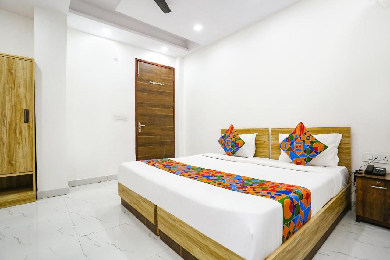 Fabhotel Silver Crown Gurgaon
