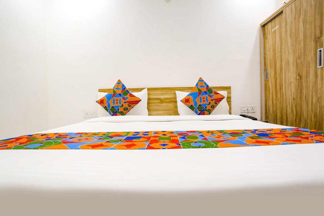 Fabhotel Silver Crown