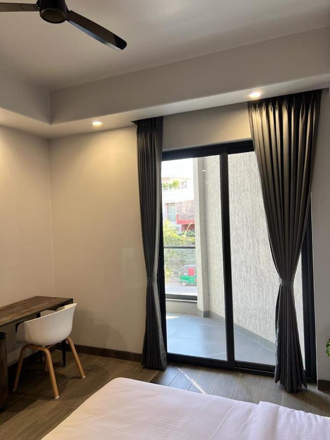 Mod Avenue 3*