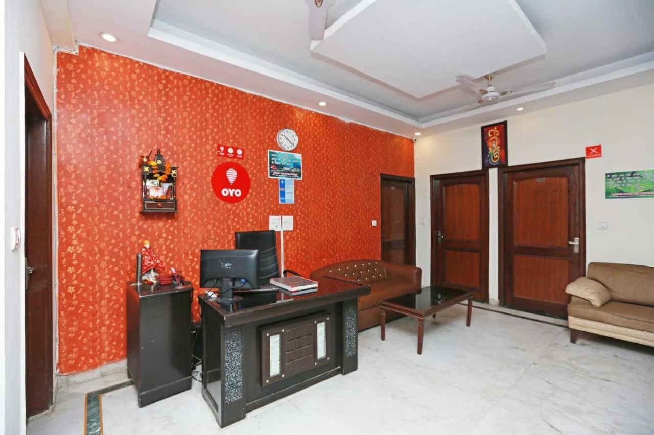 Collection O Vinayak Hotel Gurgaon