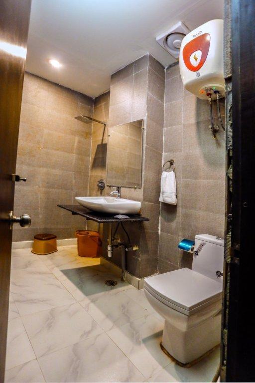 Hotel Airport Tashree Gurgaon