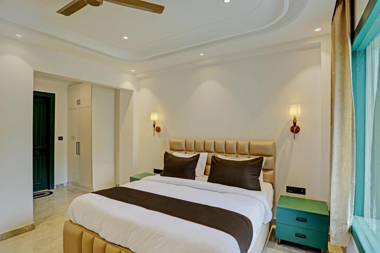 Hotel Collection O Rose Gold