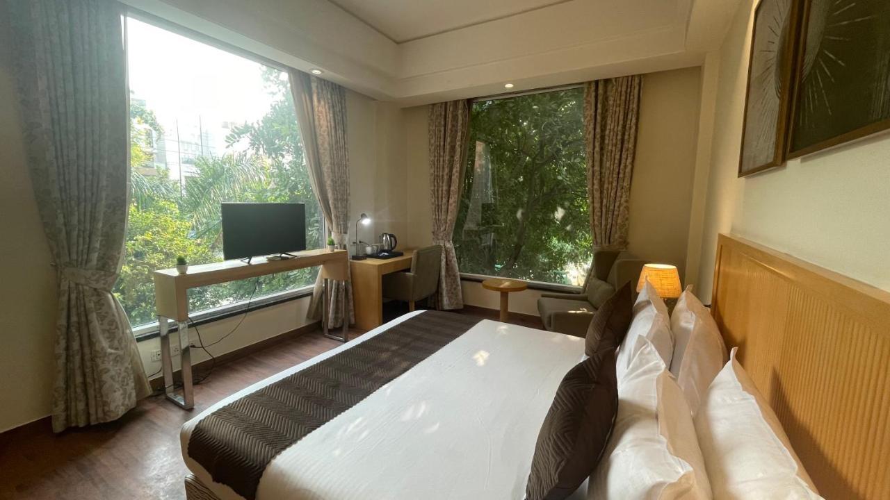 Hotel Saltstayz Select - Galleria Market & Golf Course Road
