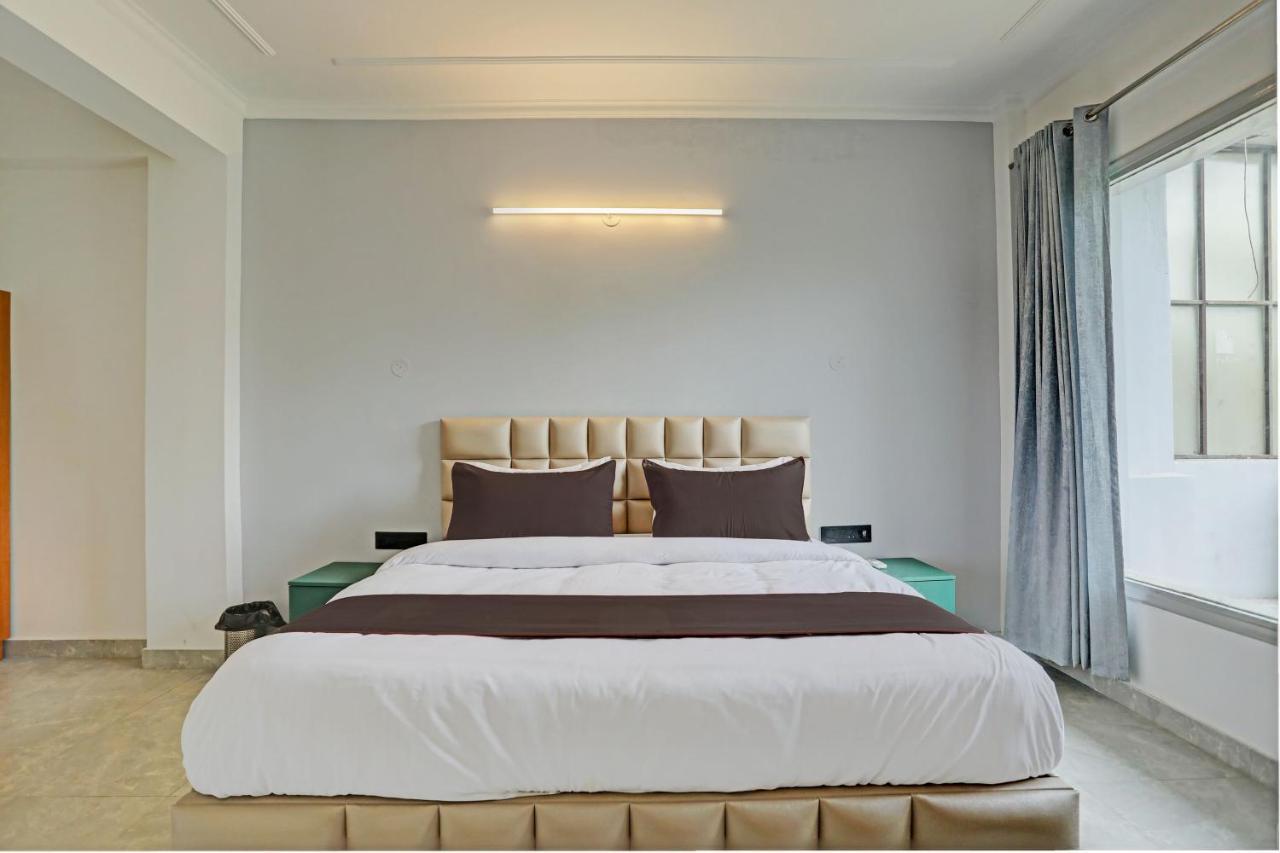 Roswell Inn Hotel Gurgaon